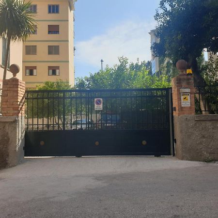 Willa Doralice Comfort House Free Private Parking Salerno Zewnętrze zdjęcie